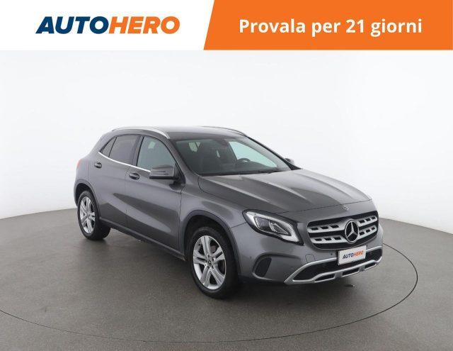 MERCEDES-BENZ GLA 220 d Automatic 4Matic Sport