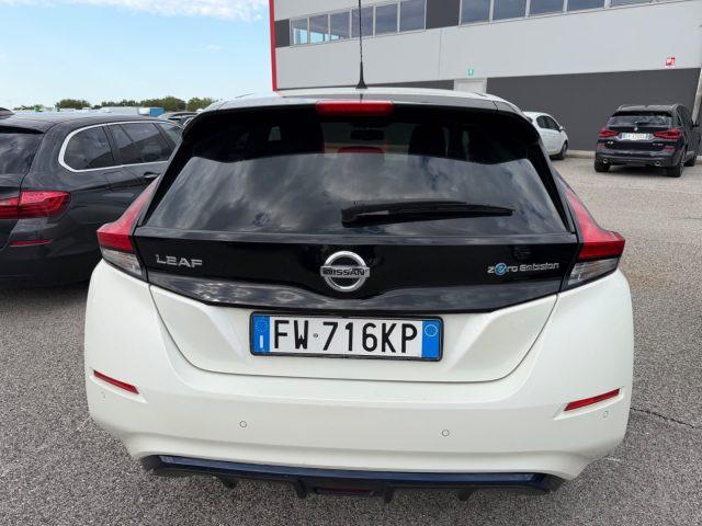 NISSAN Leaf N-Connecta 40 kWh