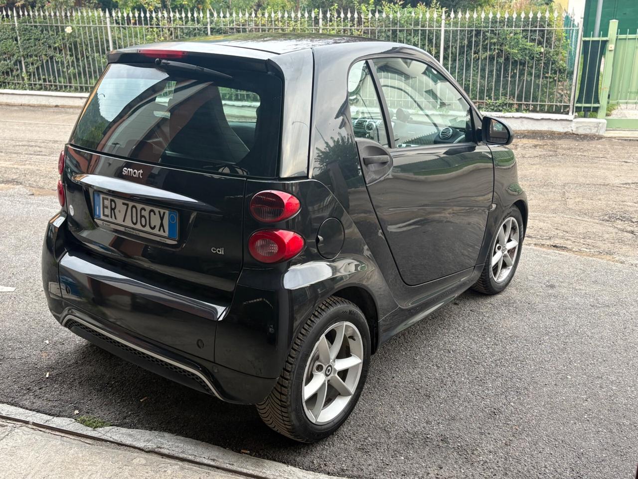 Smart ForTwo 800 40 kW coupé passion cdi NEOPATENTATI