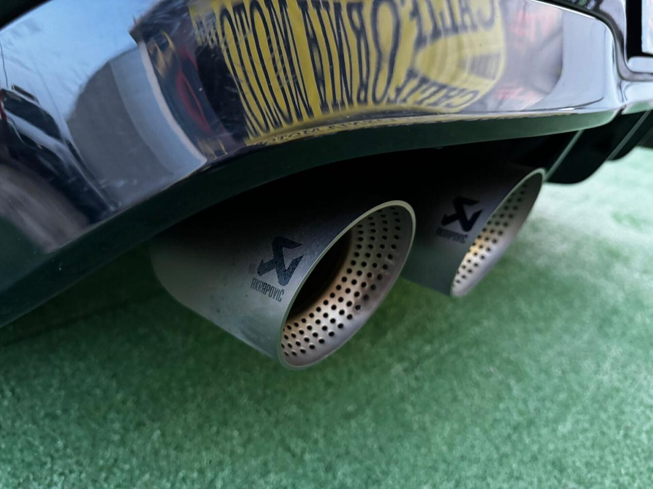 Volkswagen Golf R 2.0 TSI 320cv anno 12/2021 Scarico AKRAPOVIC Permute Finanziamenti Garanzia