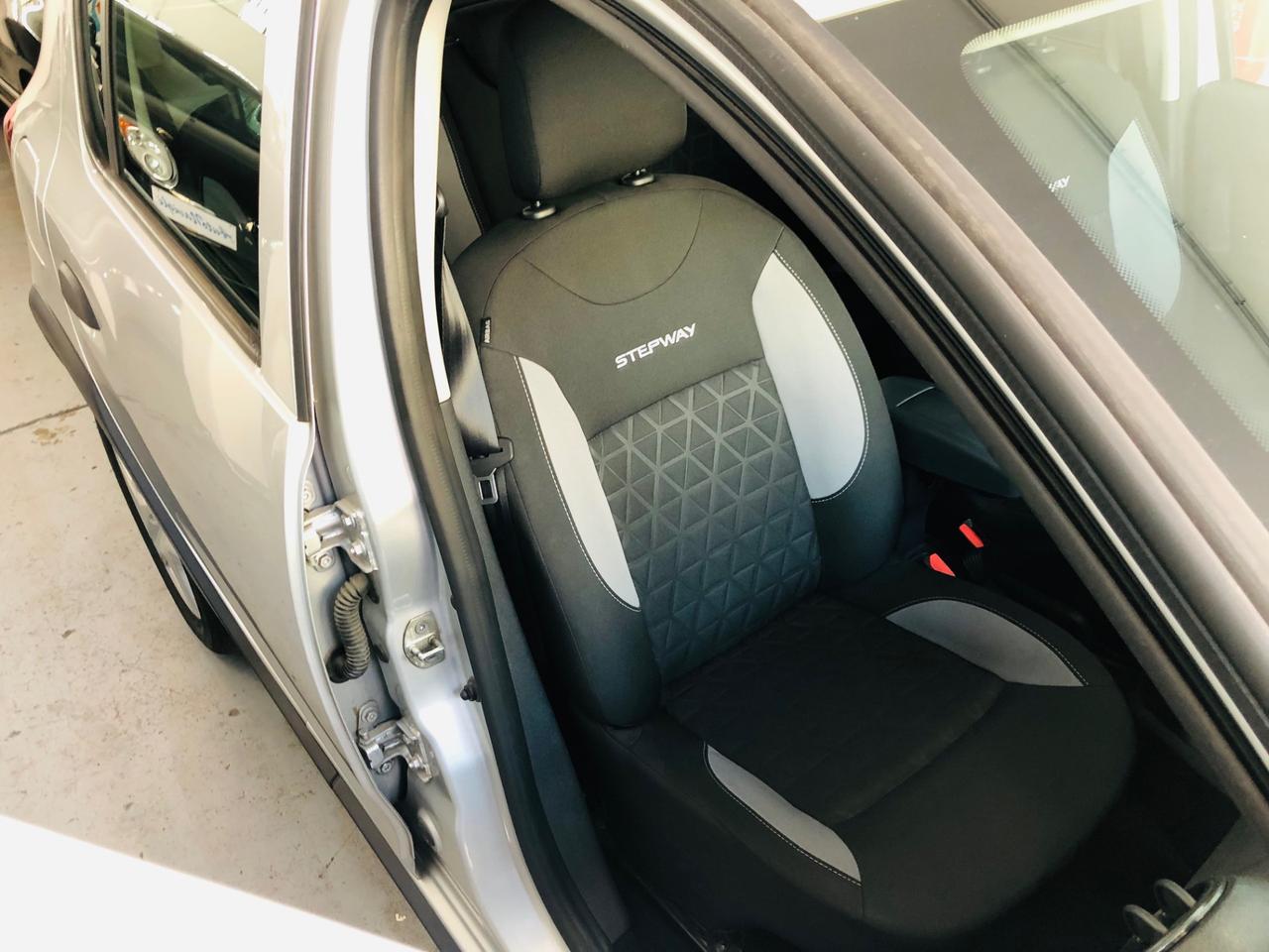 Dacia Sandero Stepway 900 TCe - Autonavigli