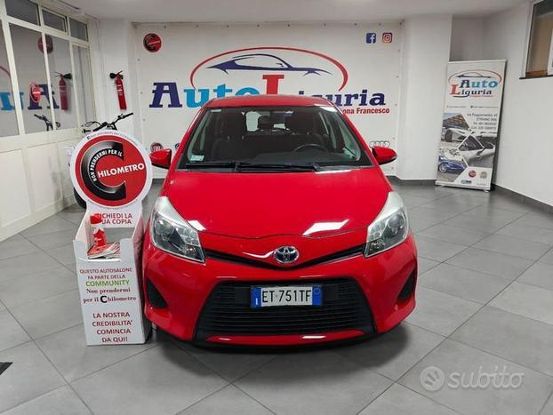 Toyota Yaris 1.5 Hybrid 5 porte Lounge