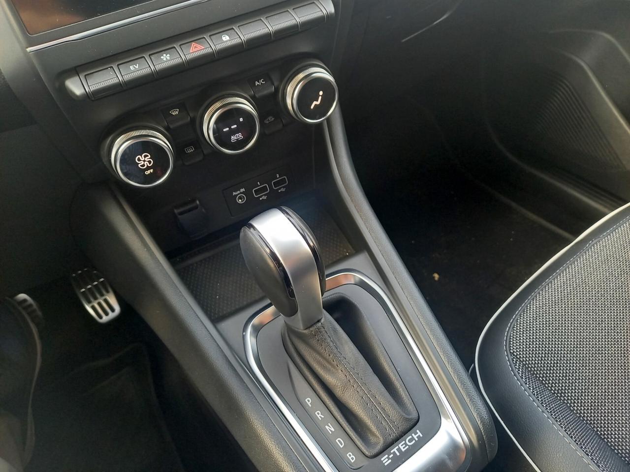 Renault Captur Hybrid E-Tech 145 CV Intens