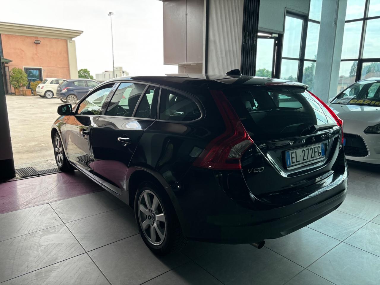 Volvo V60 D3 Geartronic Summum