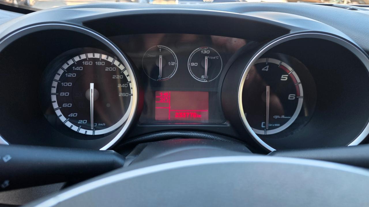 Alfa Romeo Giulietta 1.6 JTDm-2 105 CV Exclusive
