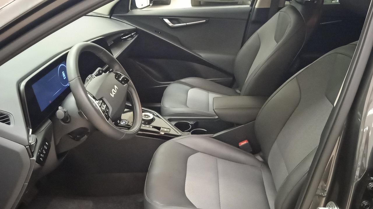 KIA Niro 1.6 gdi hev Evolution dct6
