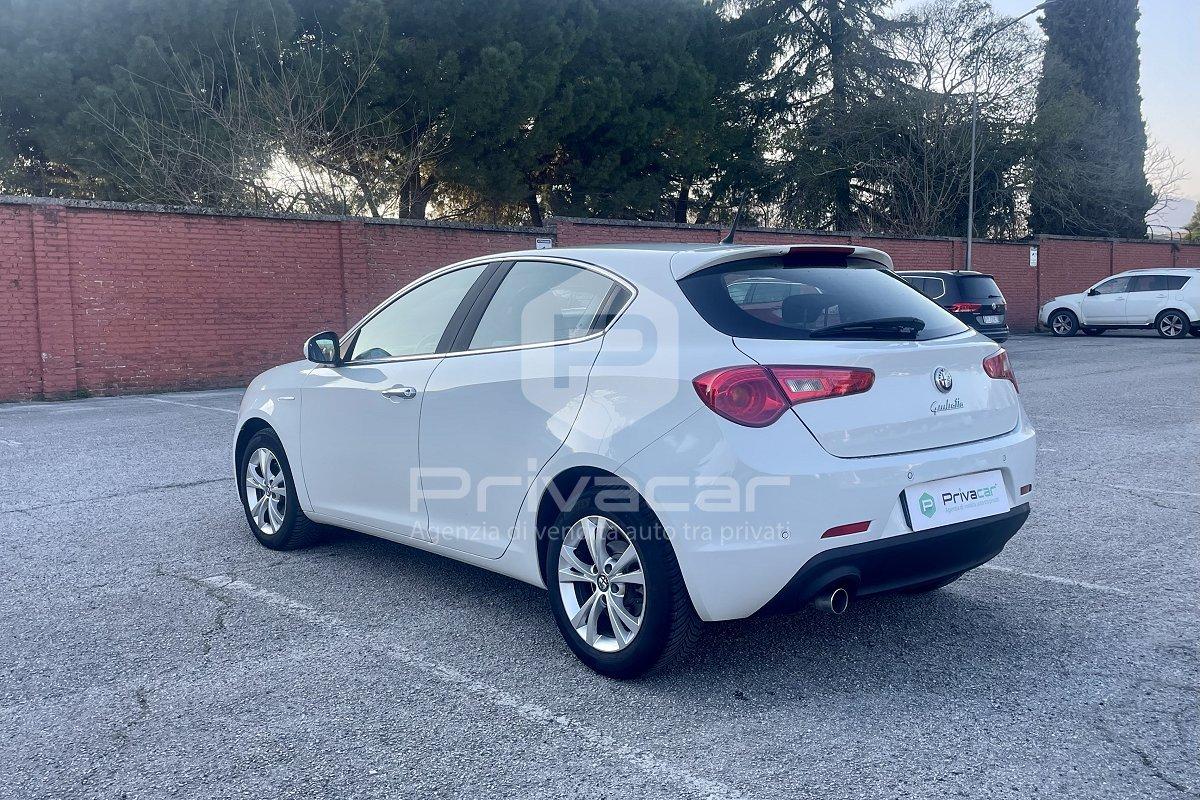 ALFA ROMEO Giulietta 1.6 JTDm-2 105 CV Distinctive