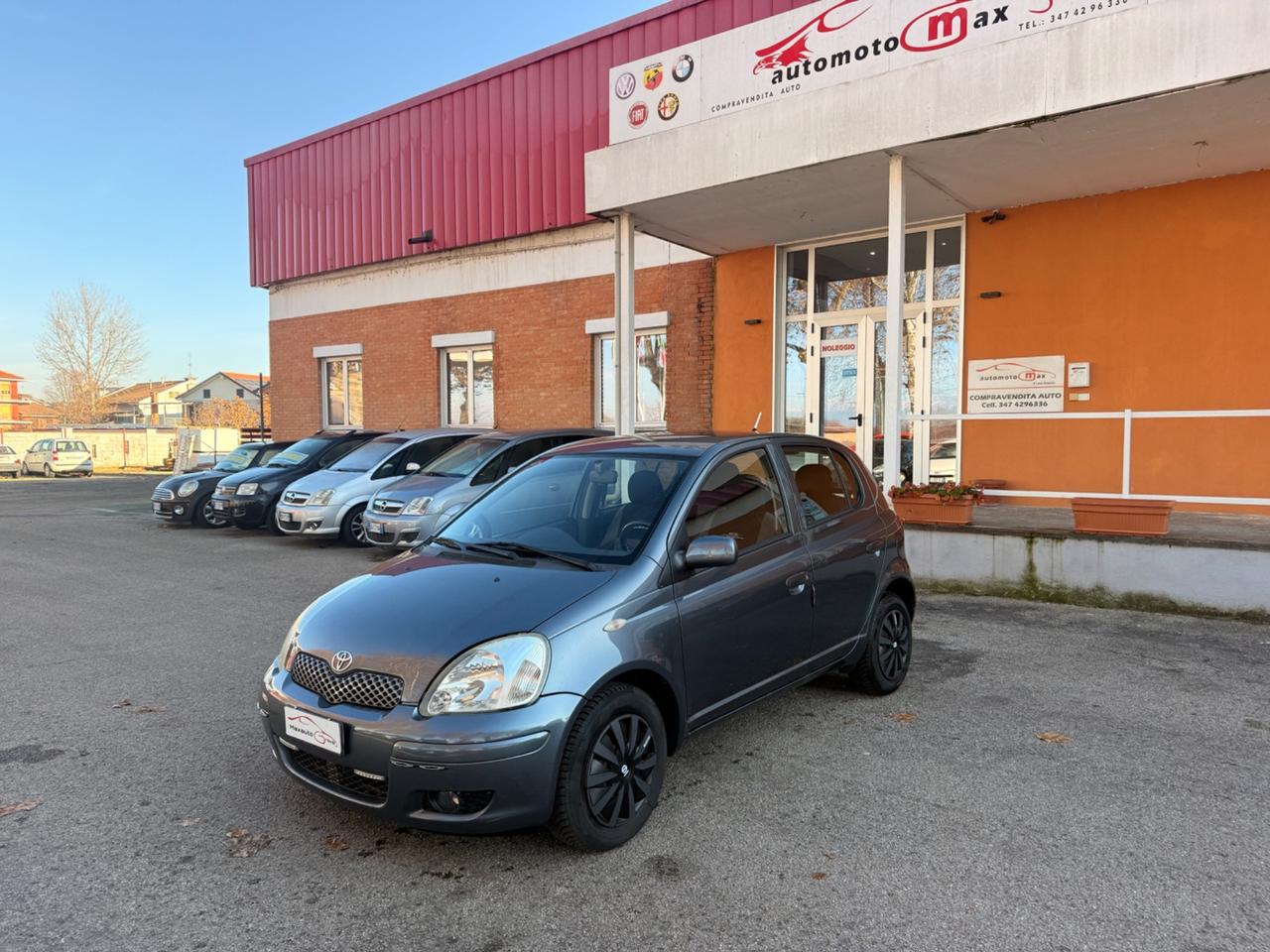 Toyota Yaris 1.0 5 porte