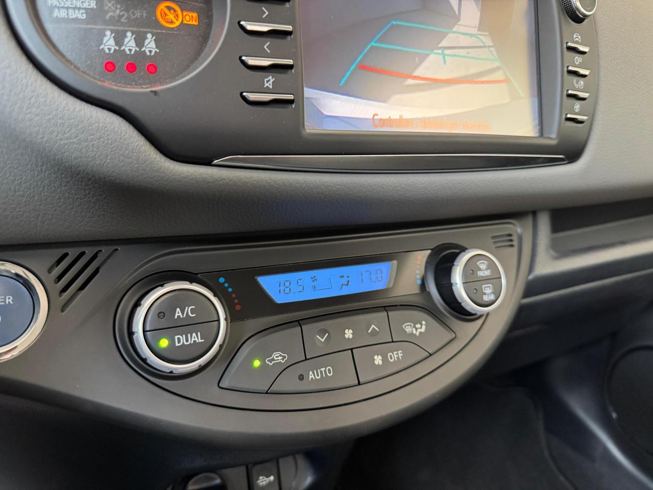 Toyota Yaris 5 Porte Yaris 5p 1.5h Business