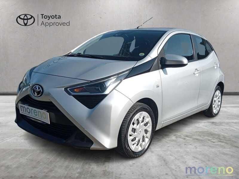 Toyota Aygo 1.0 x-play 72 CV