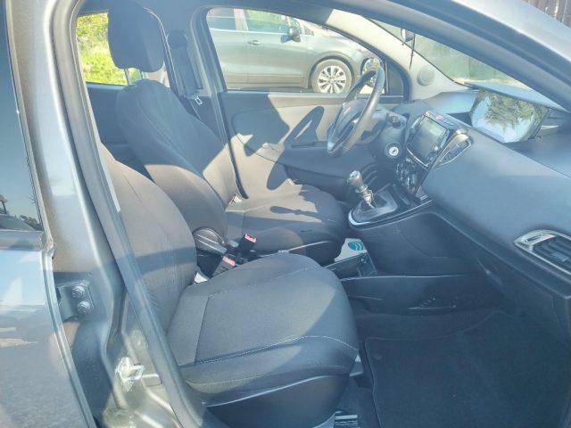 LANCIA Ypsilon 1.0 FireFly 5 porte S&S Hybrid Gold