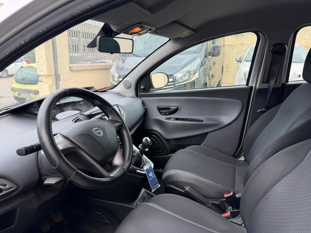 Lancia Ypsilon 1.2 Benzina 69 CV 5 porte Platinum