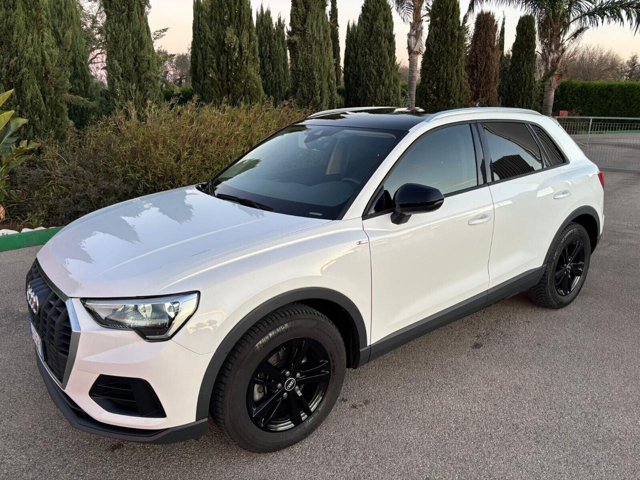 AUDI Q3 S-LINE 2.0 TDI 35 150Cv -10/2021