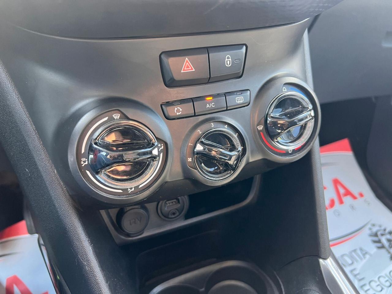 Peugeot 2008 1.6 bluehdi Active 75cv my16