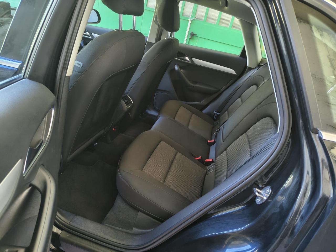 Audi Q3 2.0 TDI 150 CV quattro S tronic Sport