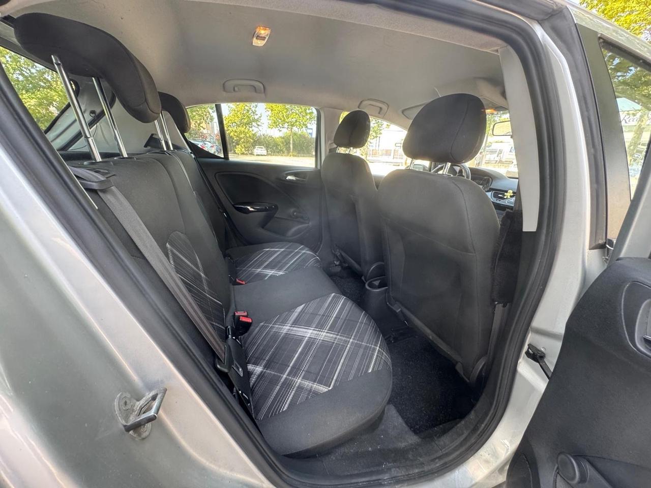 Opel Corsa 1.2 5 porte benzina
