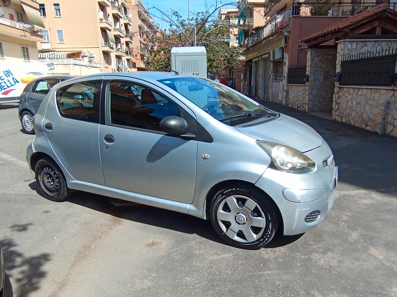 Toyota Aygo 1.0 E5 Now Connect