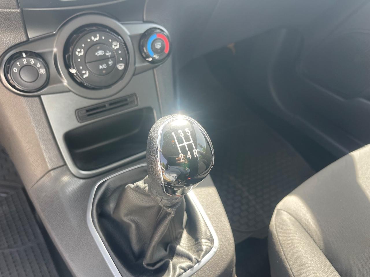 Ford Fiesta Business 1.0 Ecoboost 80cv
