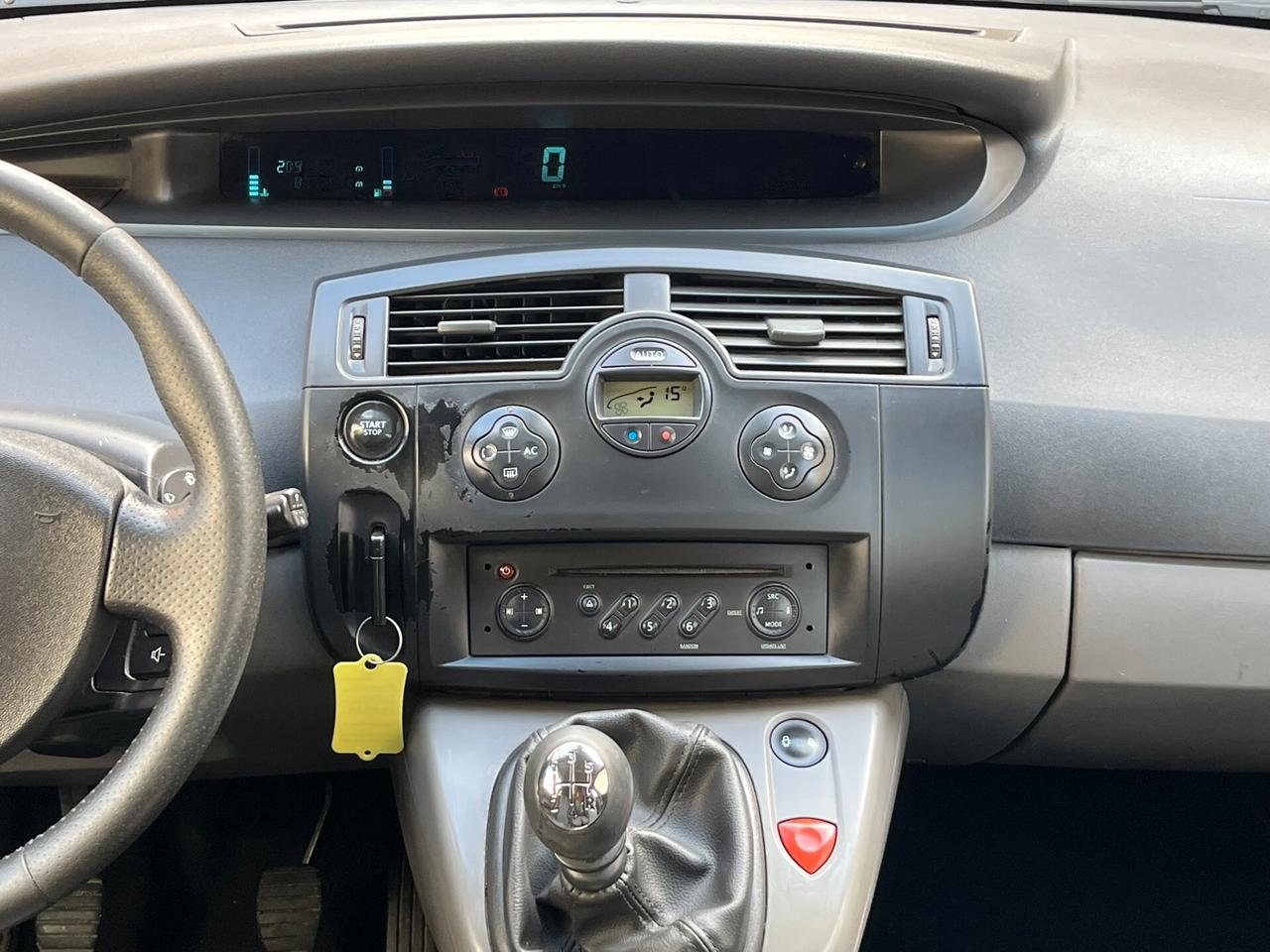 Renault Scenic 1.9 dCi/130CV Luxe