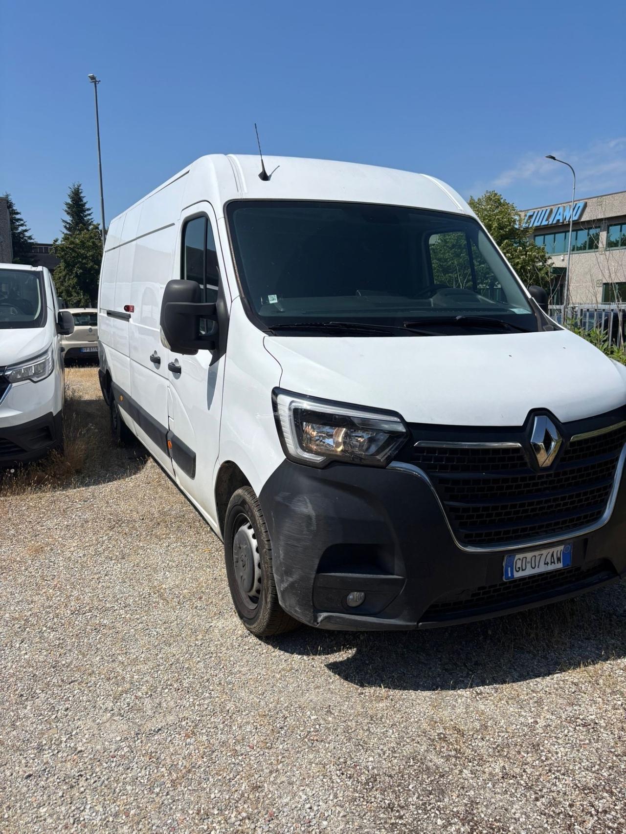 Renault master