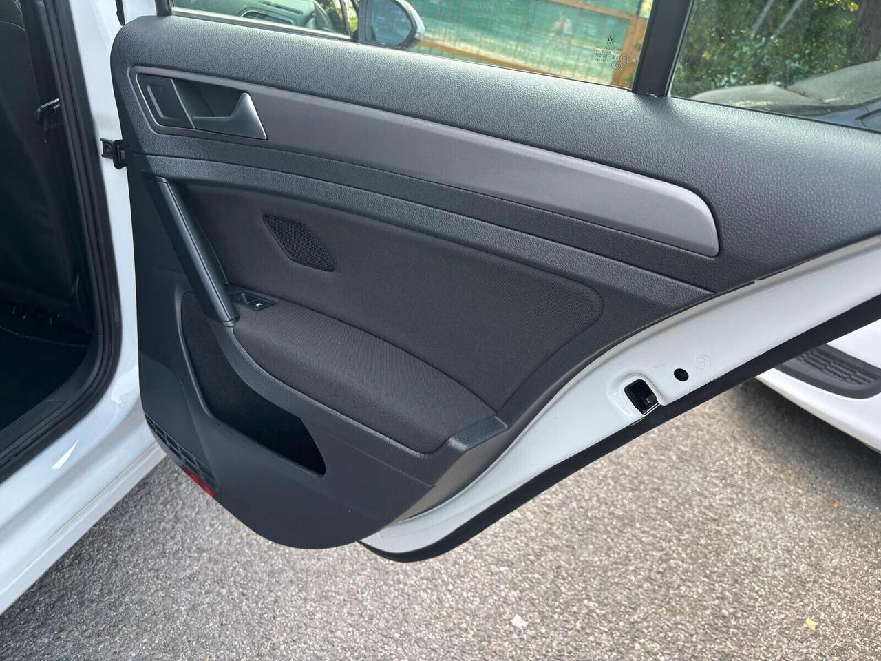 Volkswagen Golf 1.4 TGI 5p. OK Neopatentati