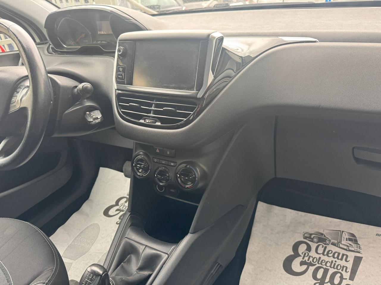 Peugeot 208 1.4 HDi 68 CV 5 porte Allure Garanzia