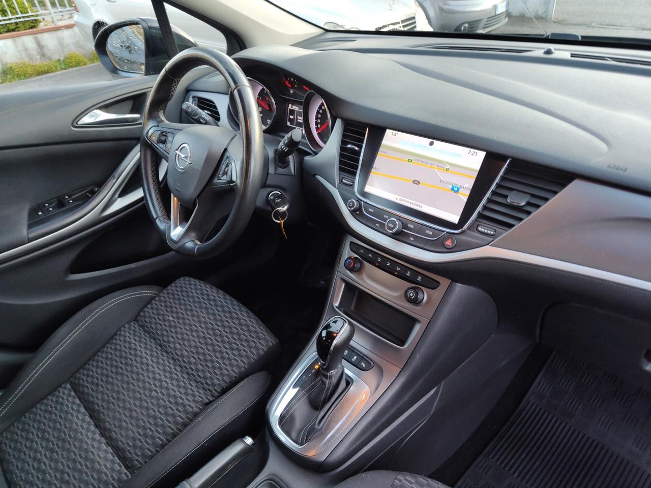 Opel Astra 1.6 CDTi 136CV aut. Sports Tourer Business