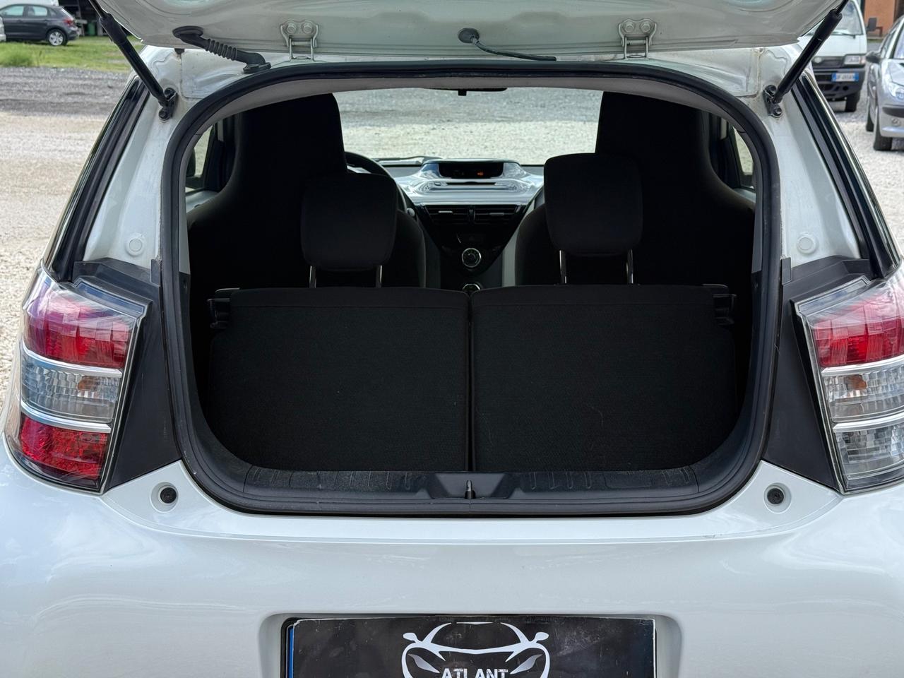 Toyota iQ 1.0 CVT Lounge