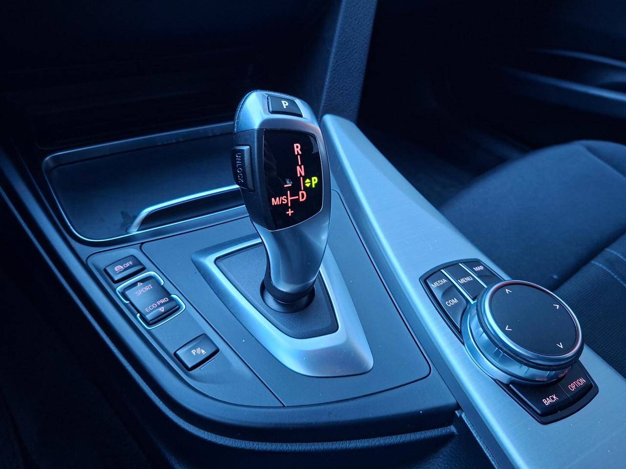 BMW Serie 3 Touring 316d Touring Luxury auto