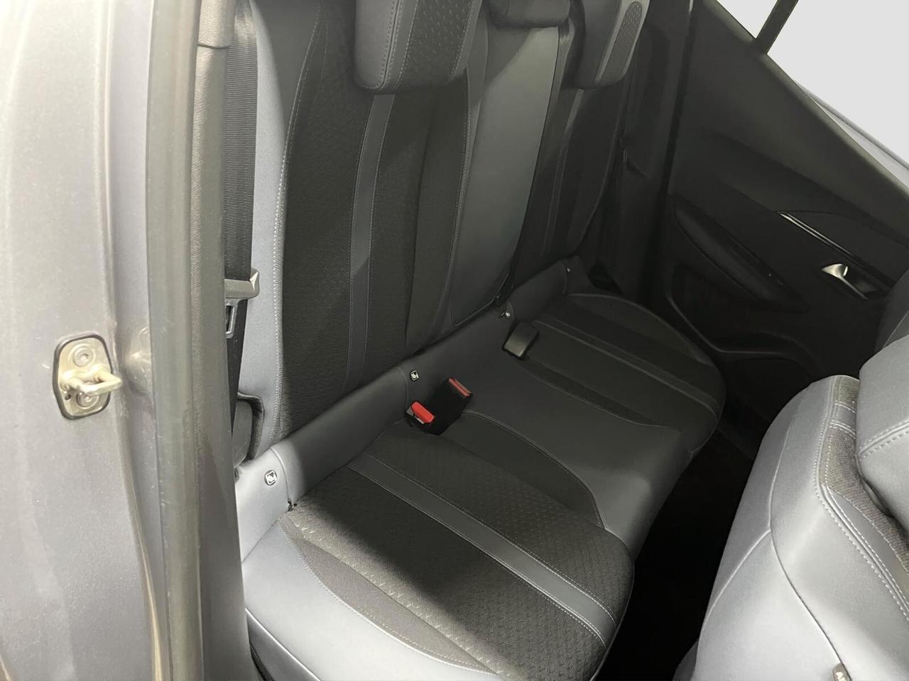 Peugeot 2008 PureTech 100 S&S Allure 2020