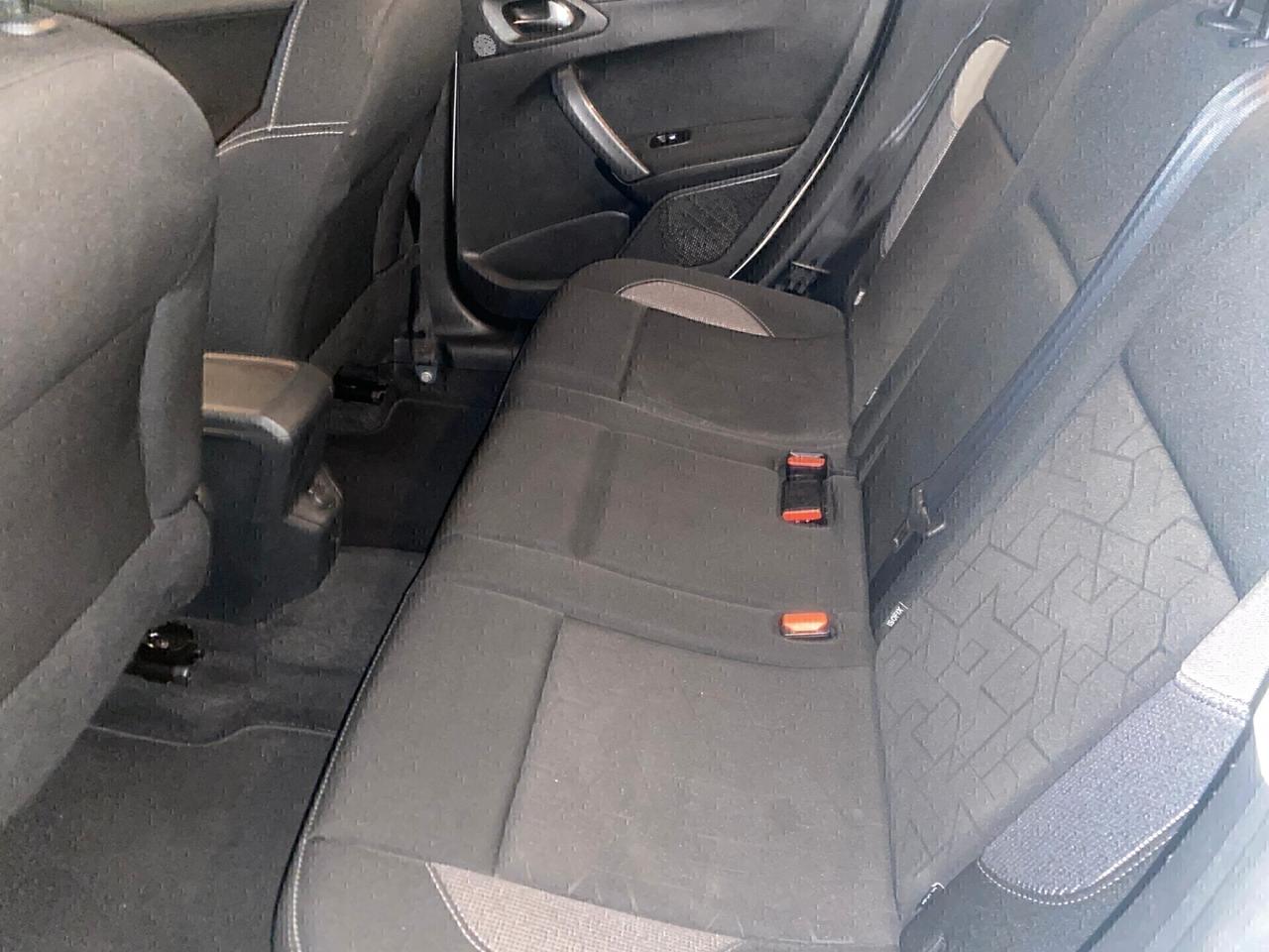 Peugeot 2008 BlueHDi 75 Active