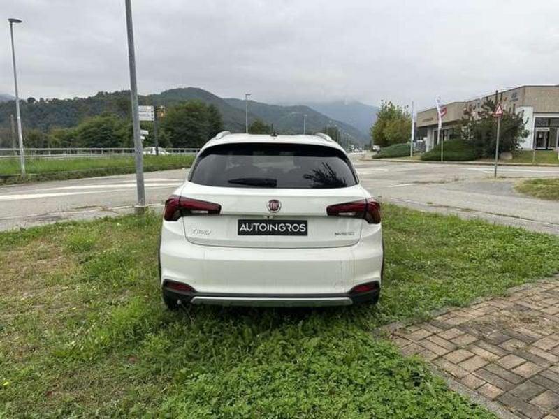 FIAT Tipo 5p 1.5 t4 hybrid (Red) 130cv dct