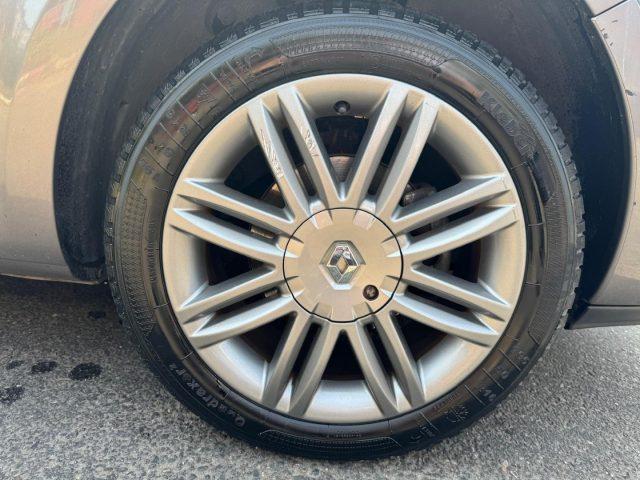 RENAULT Clio 1.6 16V SporTour AUT. 20th Anniversario