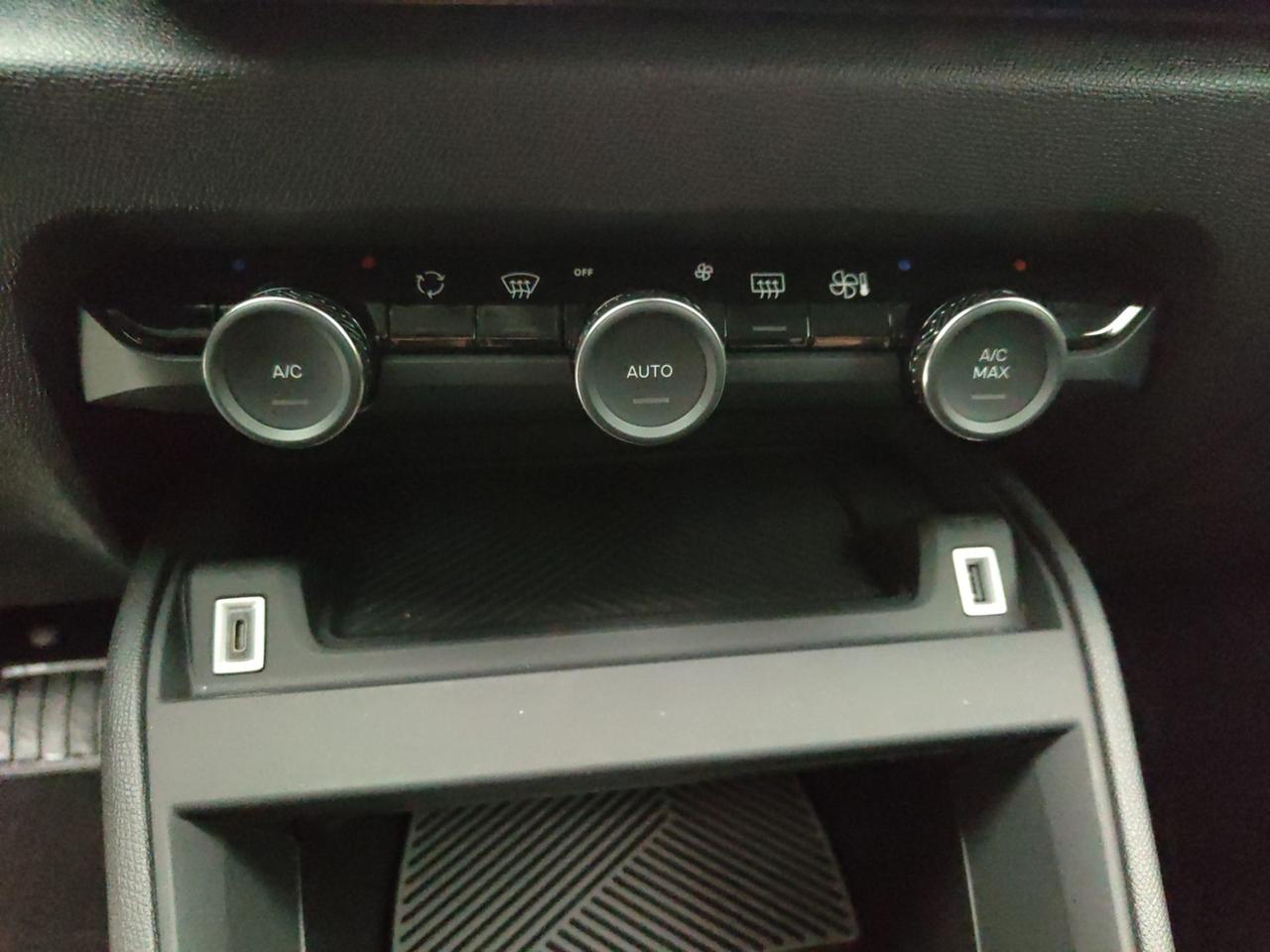 CITROEN C4 III 2021 1.5 BLUEHDI 130CV SHINE EAT8