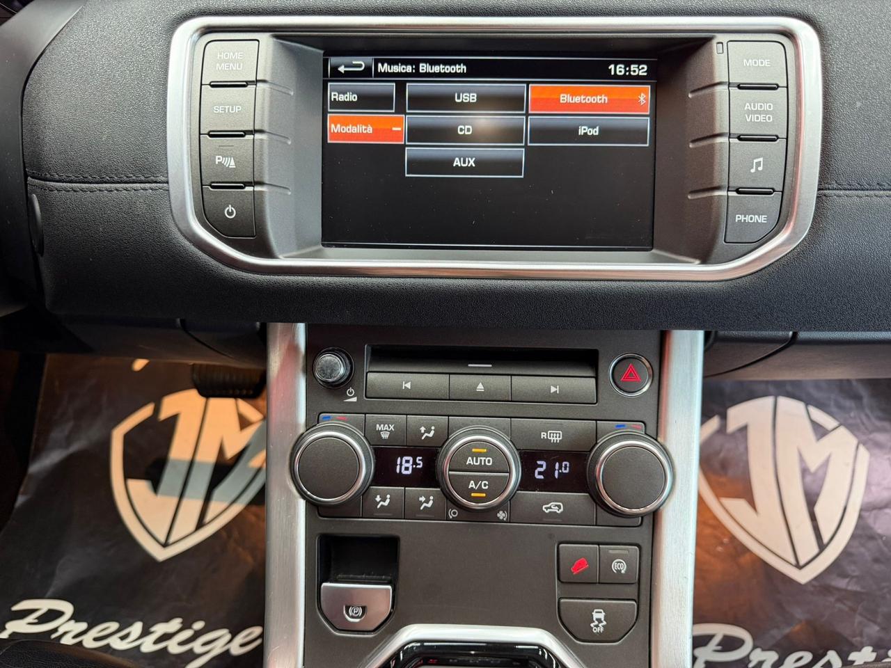 Range Rover Evoque 2.2 TD4 5p. Pure Tech Pack