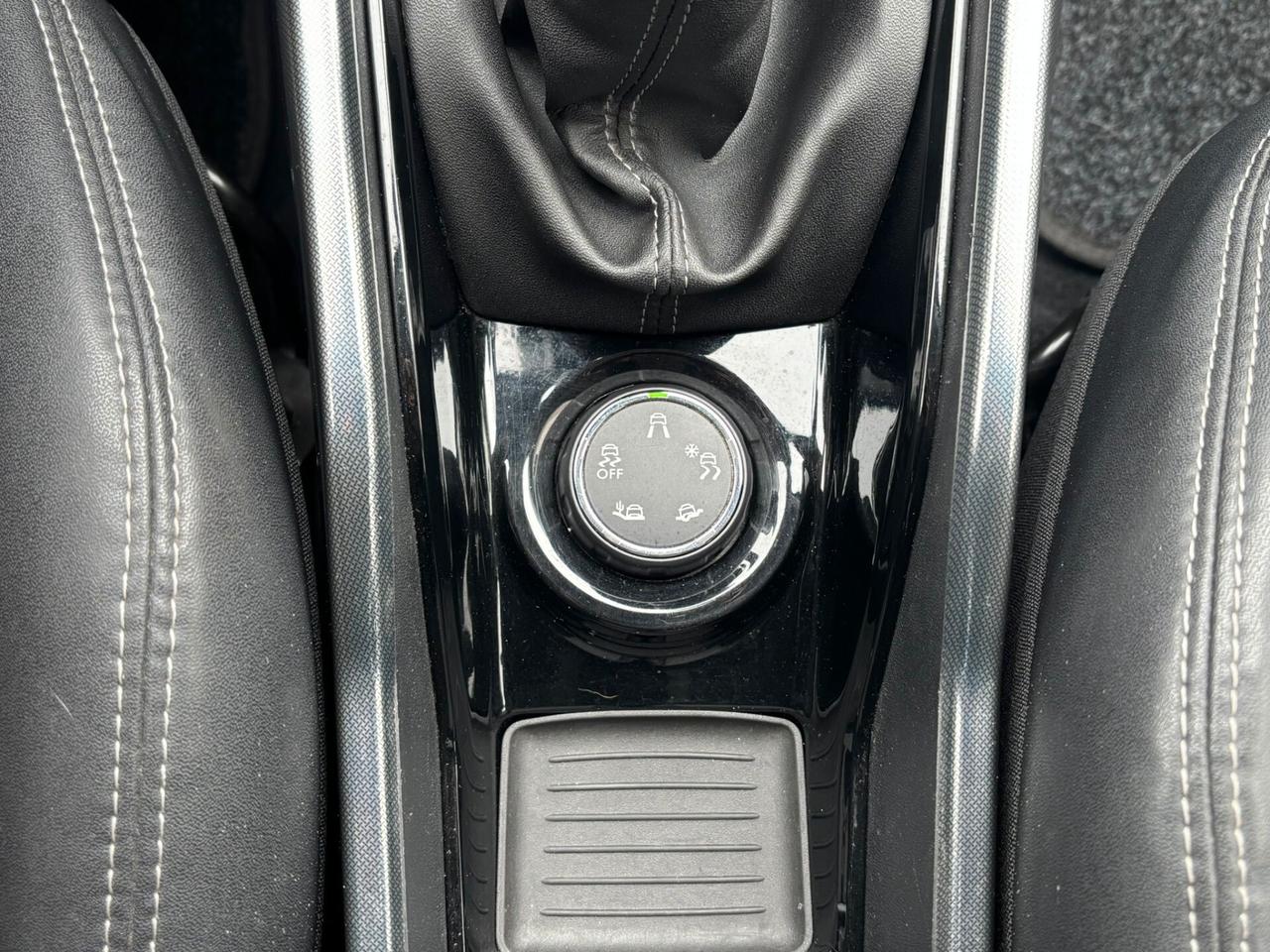 Peugeot 2008 1.6 e-HDi 92 CV Stop&Start Allure