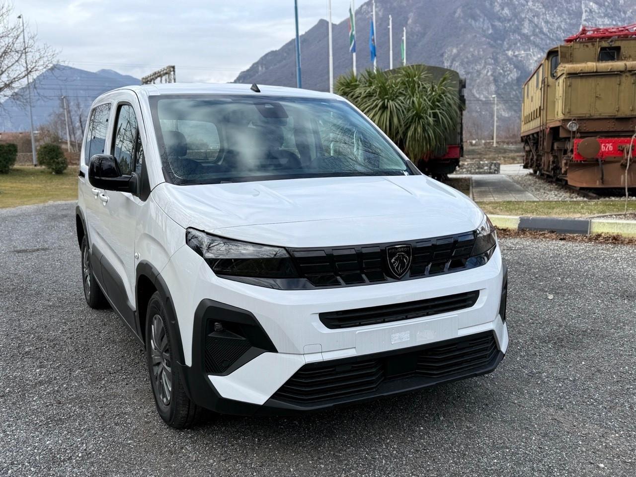 Peugeot Rifter GT automatico - auto per Disabili in pronta consegna
