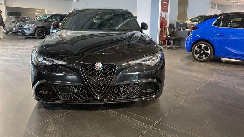 Alfa Romeo Giulia 2.9 T V6 AT8 Quadrifoglio