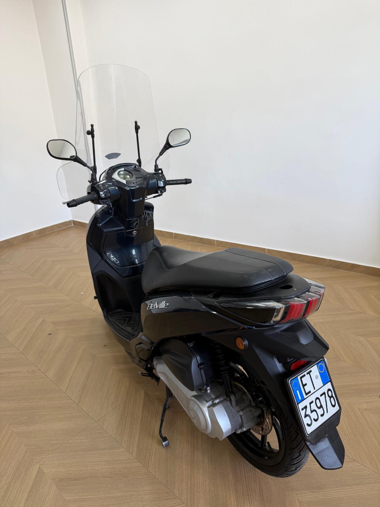 Peugeot Belville 200