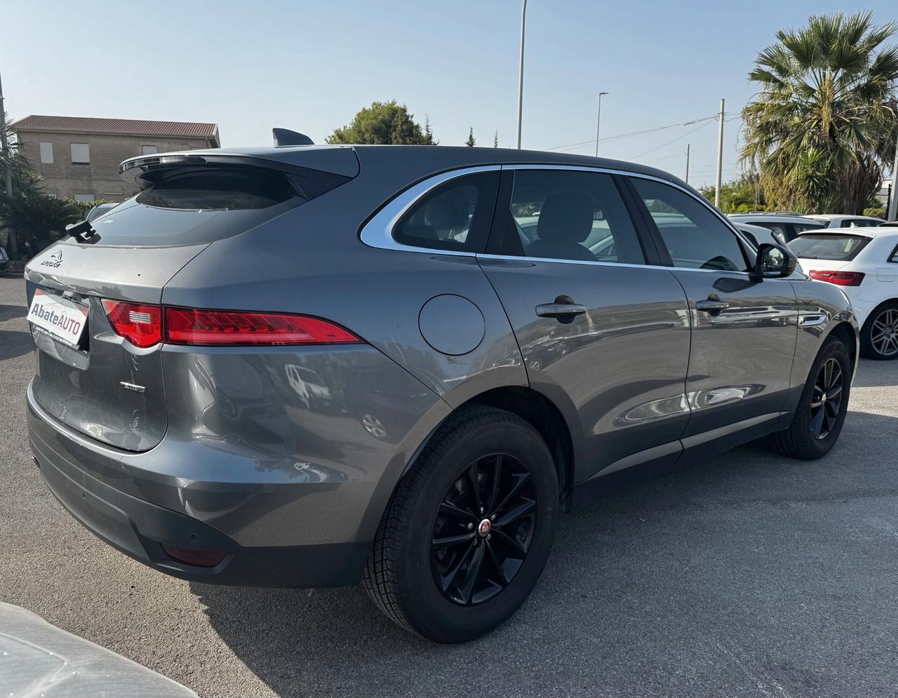 Jaguar F-Pace 2.0 D 180 CV AWD aut. Portfolio