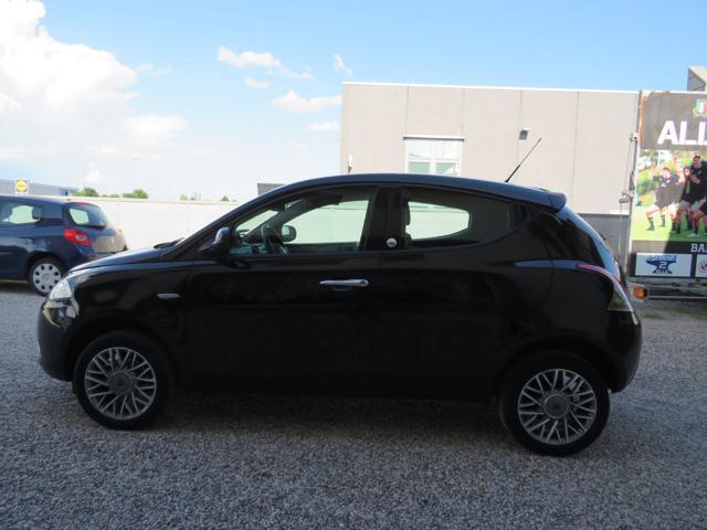 LANCIA Ypsilon 0.9 TwinAir Metano Ecochic Silver