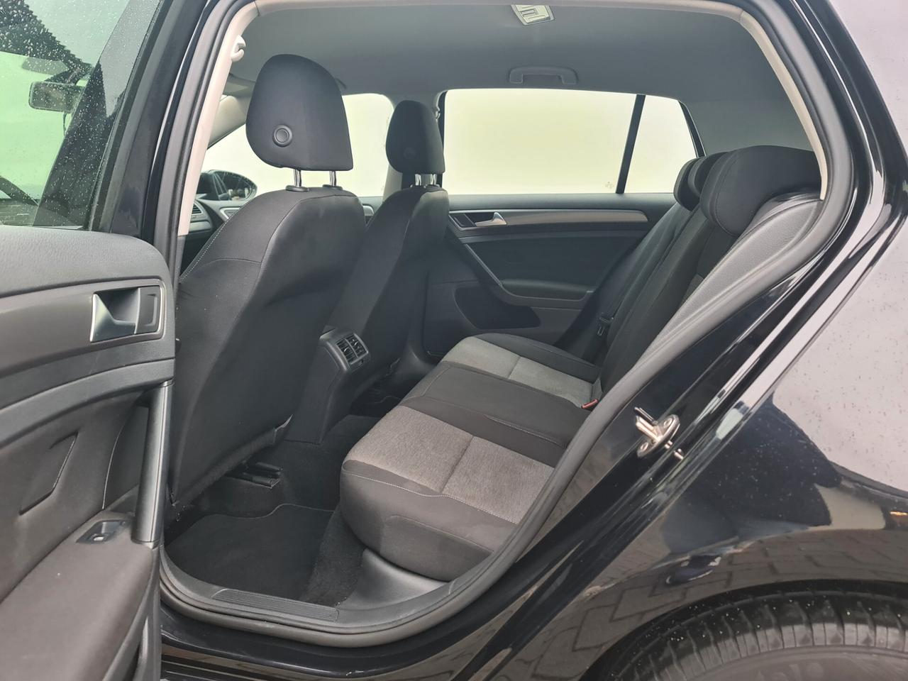 Volkswagen Golf 1.6 TDI 5p. - Km. Certif.