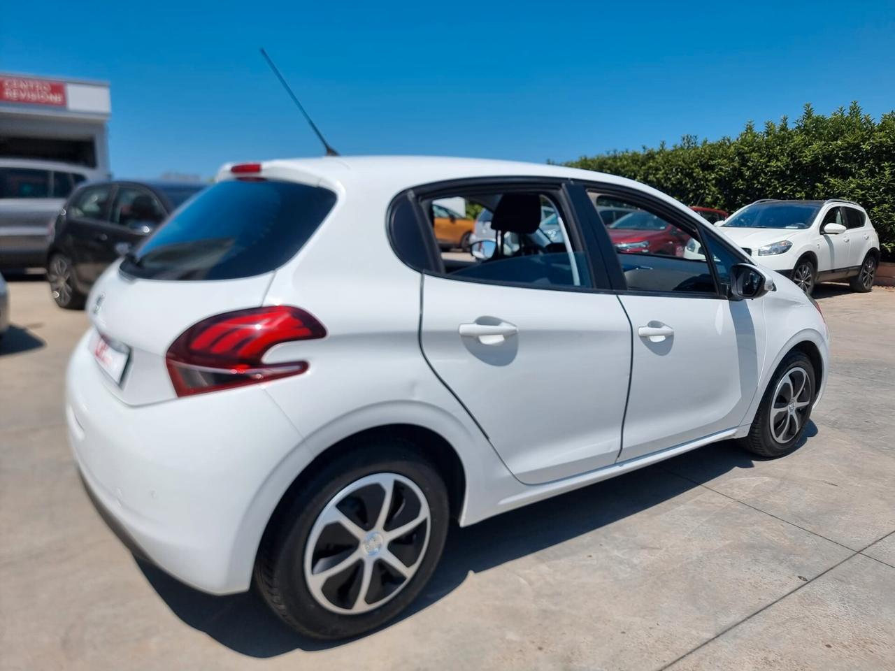 Peugeot 208 BENZINA 68CV 5 porte Access
