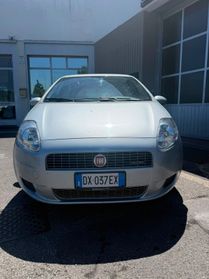 Fiat Grande Punto 1.3MJT 90 5p.Van Dynam. 4pt