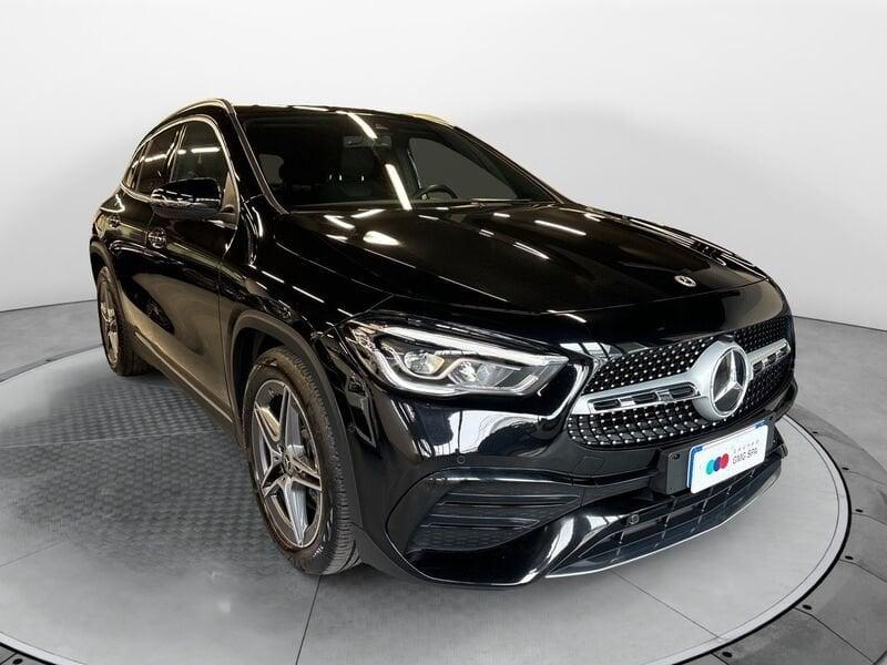 Mercedes-Benz GLA - H247 200 d Premium auto