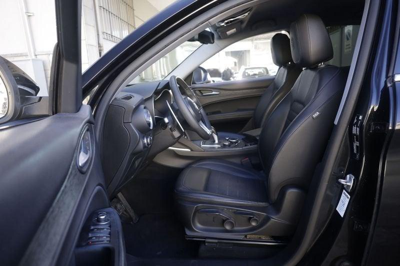 Alfa Romeo Stelvio Alfa Romeo Stelvio 2.2 Turbodiesel 210 CV AT8 Q4 Executive 154KW ANNO 2019