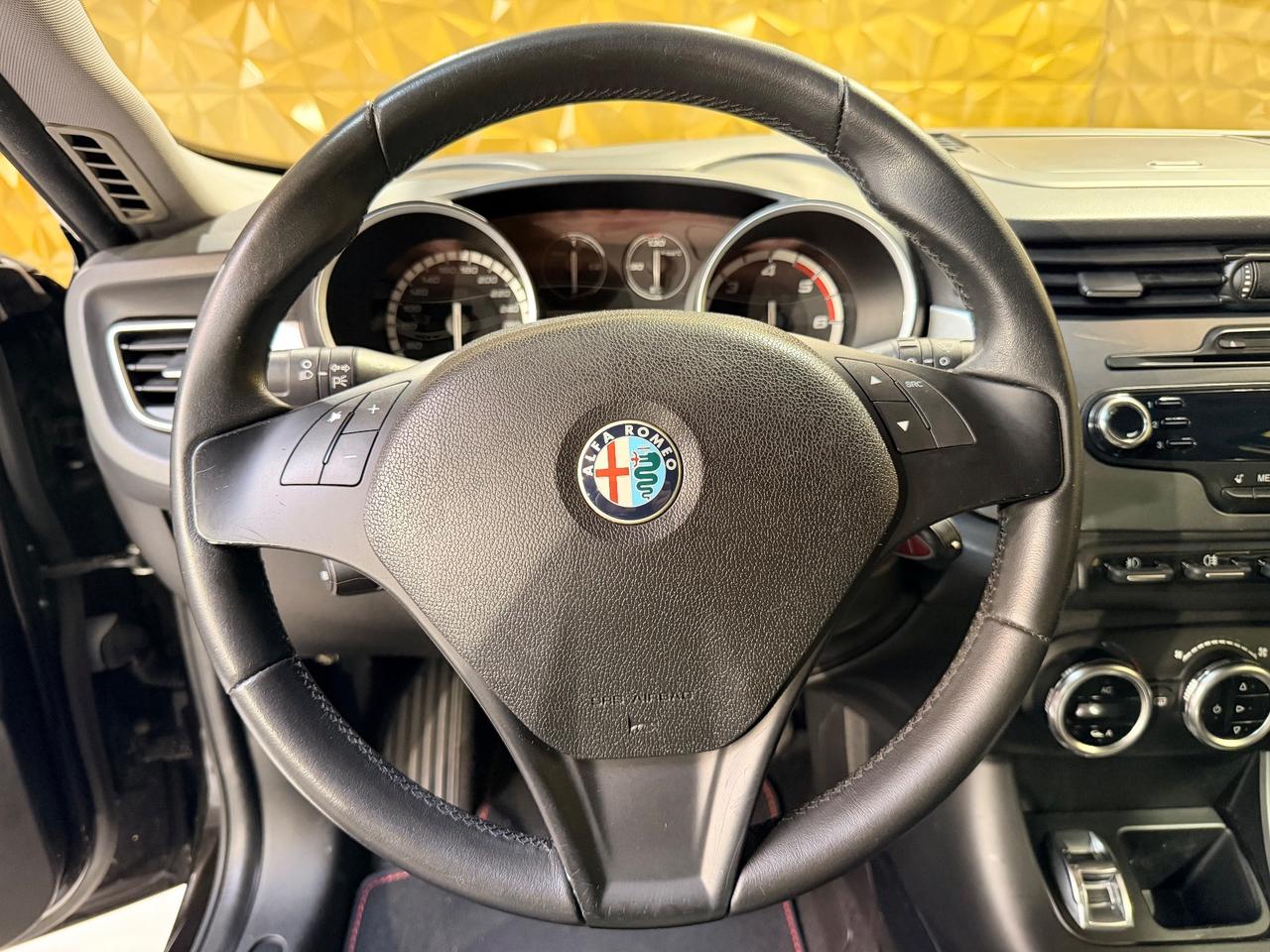 Alfa Romeo Giulietta 1.6 JTDm-2 105 CV Distinctive