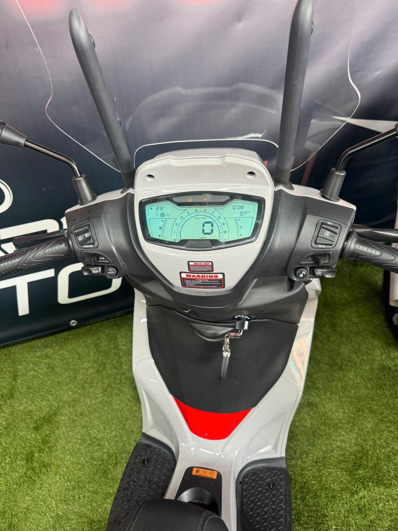 Swm C-Fly 125