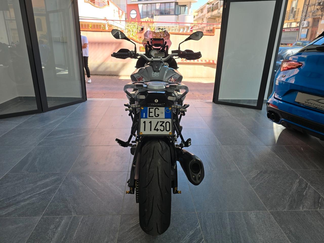 Bmw S1000XR Akrapovic 2016 Tua a 140€/MESE