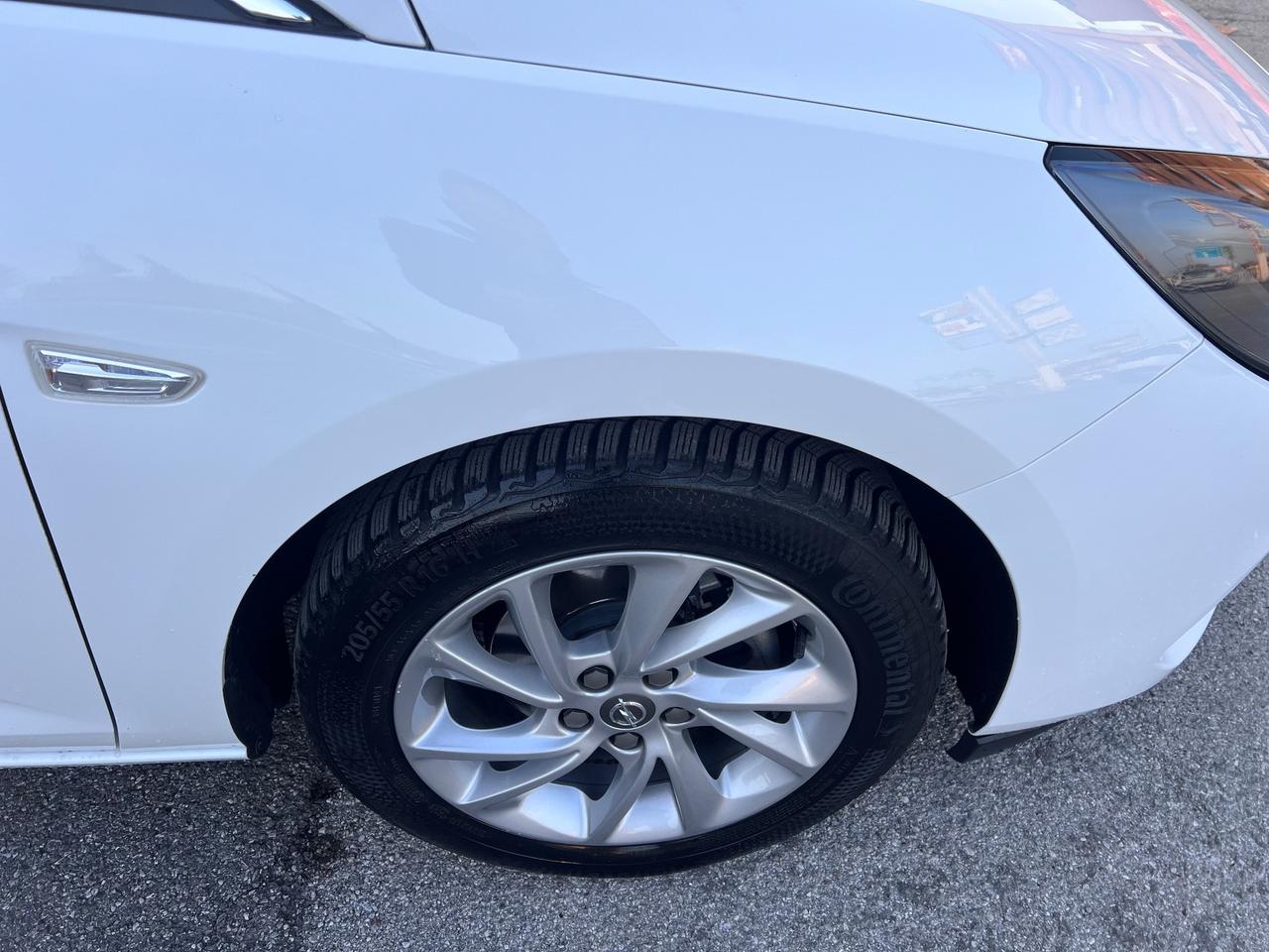 Opel Astra 1.5 CDTI 105 CV S&S Sports Tourer Business Elegance